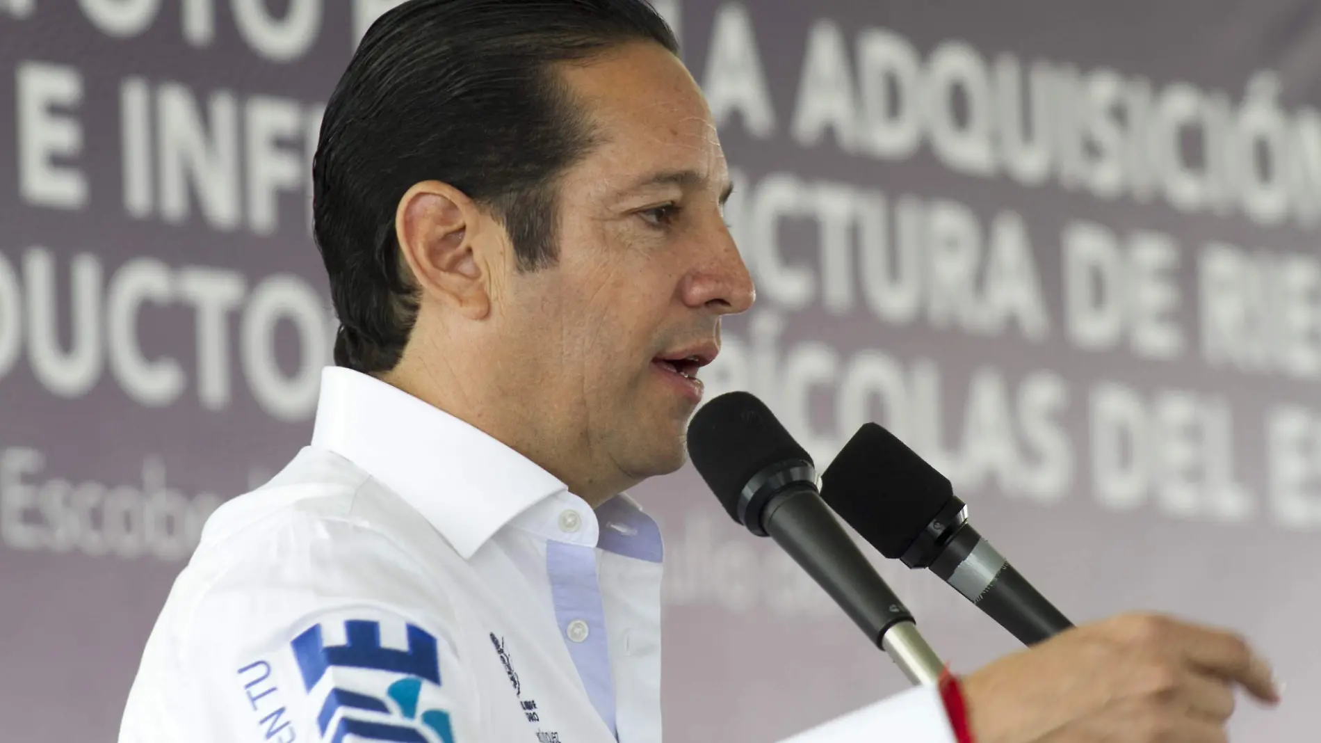 Anuncia gobernador, centro de investigación agroalimentario en CBTA de Pedro Escobedo.  Foto César Ortiz.